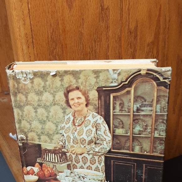 Helen Corbitt Cooks for Company Book - Picture 7 of 8